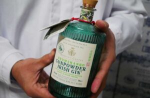 Ashford Castle collaborates with Drumshanbo to launch new edition Gunpowder Gin