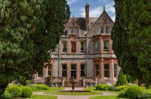 Castle Leslie Estate announced as the winner of Ireland’s Leading Boutique Hotel at the 2022 World Travel Awards