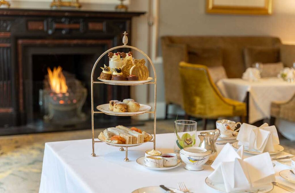 Add some Sparkle and Glamour to your Christmas with Festive Afternoon Tea at InterContinental Dublin